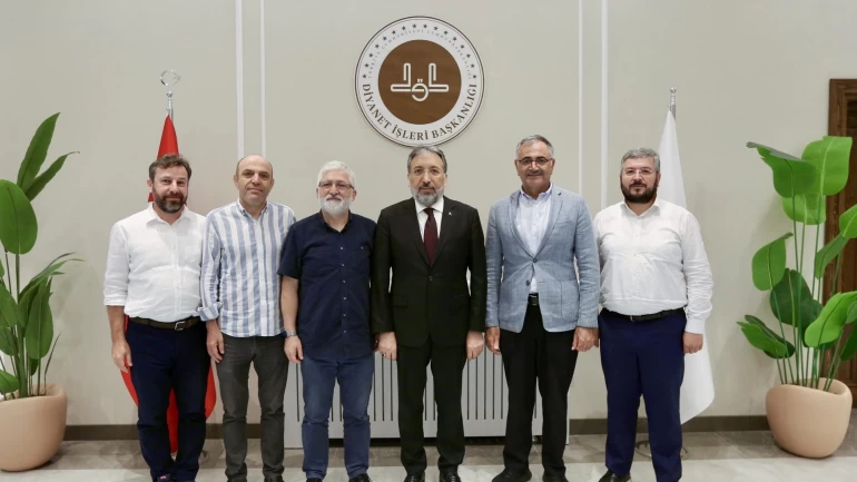 Mavera Eğitim ve Sağlık Vakfı ve Karz-ı Hasen Vakfı'ndan Diyanet İşleri Başkanı Prof. Dr. Safi Arpaguş'a Ziyaret