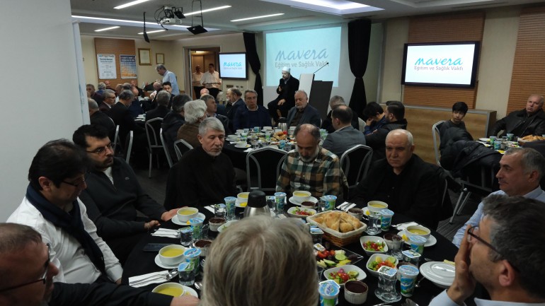 Mavera Vakfı, Geleneksel Ramazan İftarında Gönüllüleri Buluşturdu