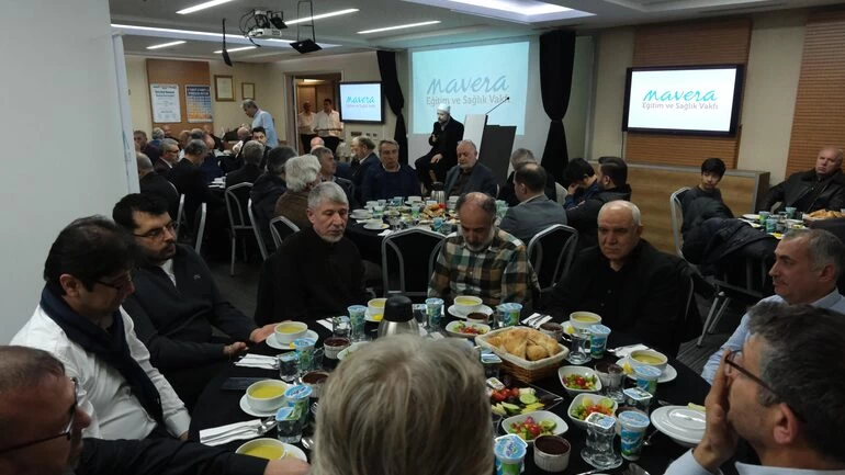 Mavera Vakfı, Geleneksel Ramazan İftarında Gönüllüleri Buluşturdu