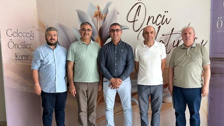 Mavera Vakfı’ndan Karavan Akademi Yaz Okulu’na Ziyaret