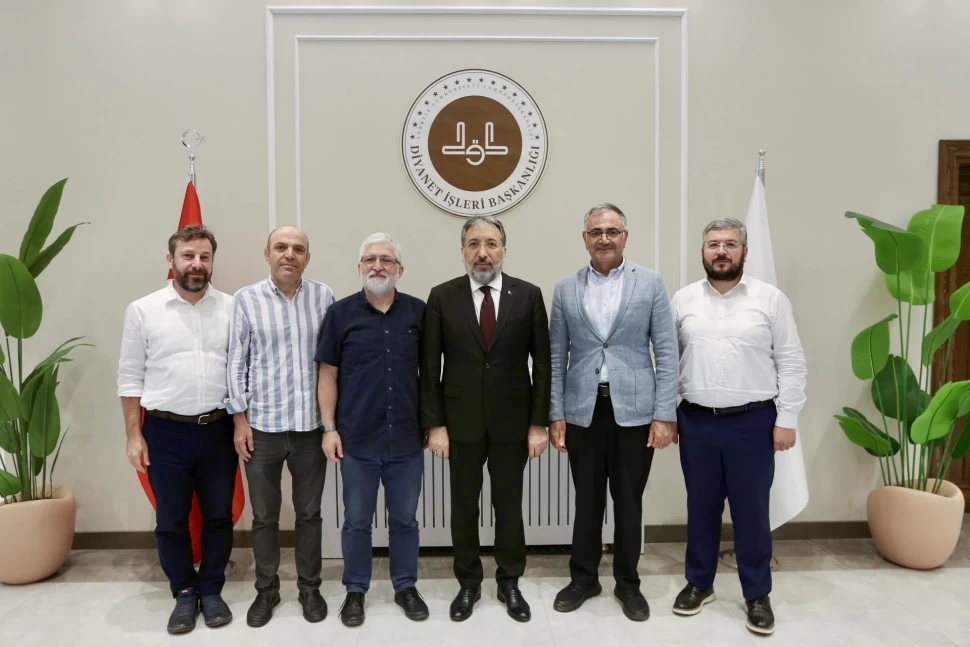 Mavera Eğitim ve Sağlık Vakfı ve Karz-ı Hasen Vakfı'ndan Diyanet İşleri Başkanı Prof. Dr. Safi Arpaguş'a Ziyaret